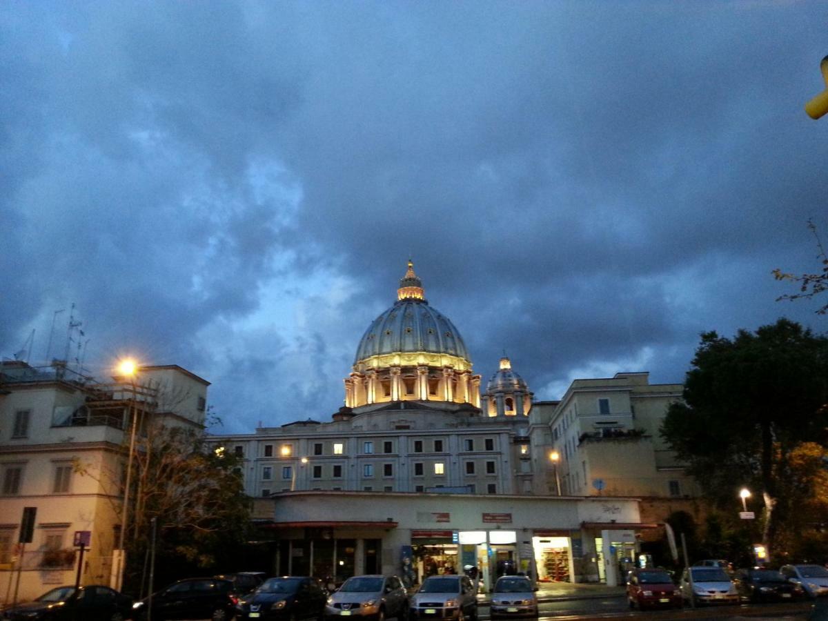 Living In San Peter Roma Exterior foto